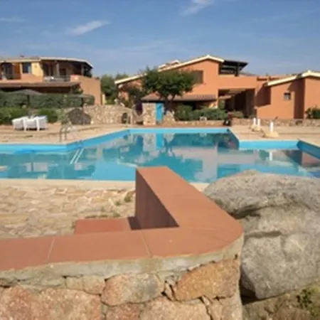 Lejlighedshotel Marineledda Golfo Di Marinella Golfo Aranci