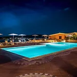 公寓式酒店 Marineledda Golfo Di Marinella 阿兰奇湾城