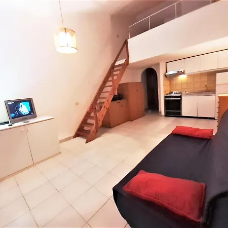 Hotel apartamentowy Marineledda Golfo Di Marinella