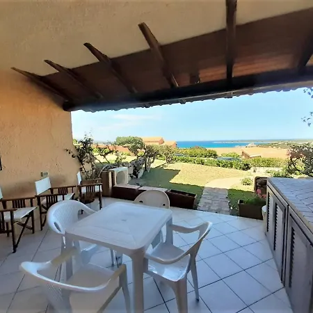 Hotel apartamentowy Marineledda Golfo Di Marinella 3*