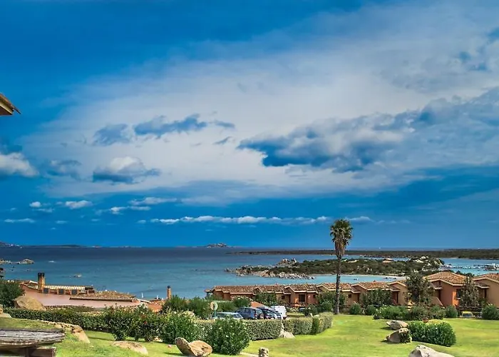 Marineledda Golfo Di Marinella Apartmanhotel 3*