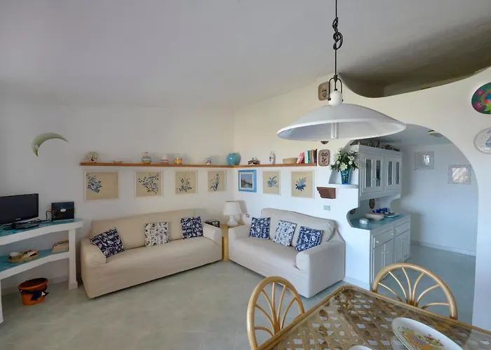 Marineledda Golfo Di Marinella Гольфо-Аранчи